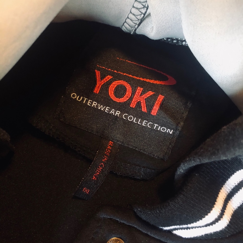 BLACK & WHITE YOKI Hooded Sweatshirt-Style Jacket - Picture 4 of 4